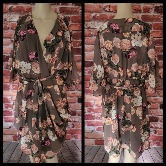 City Chic Boho Floral Dress 14 & 18 NWT - Picture 4 of 4